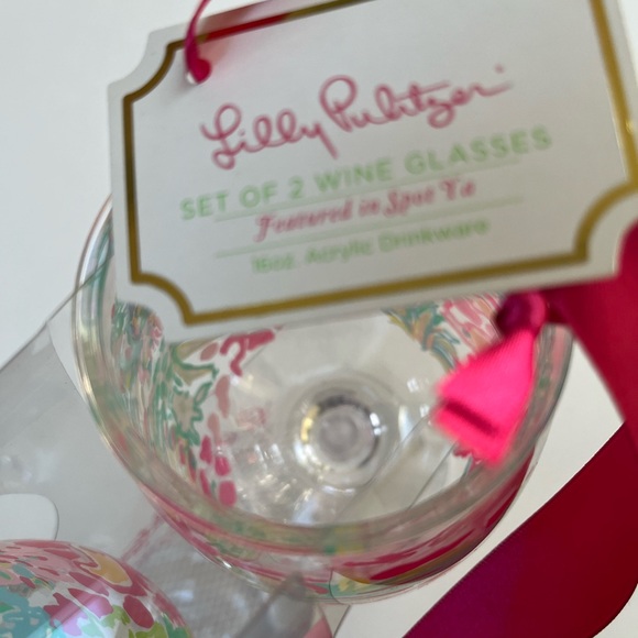 Lilly Pulitzer Acrylic Wine Glasses Trippin and Sippin NWT - Picture 4 of 6